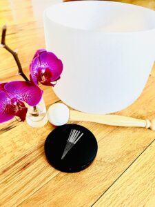 Group Acupuncture with Reiki and Crystal Sound Bowl healing @ Sage Center Group Studio